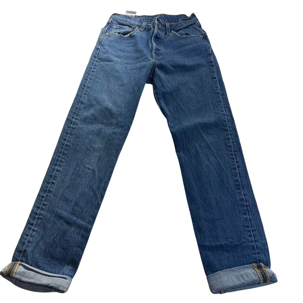 Levi's Straight Leg Women's Jeans in Classic Blue